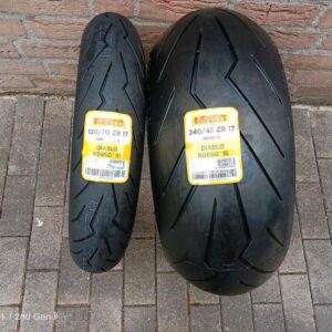 SPORT MOTORCYCLE TIRE SET