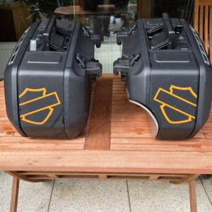 HARLEY DAVIDSON SIDE CASES